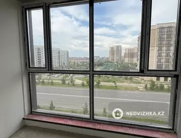 3-комнатная квартира, этаж 4 из 12, 105 м²