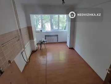 4-комнатная квартира, этаж 3 из 5, 83 м²