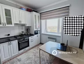 3-комнатная квартира, этаж 9 из 10, 71 м²