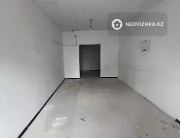 3-комнатная квартира, этаж 4 из 21, 104 м²