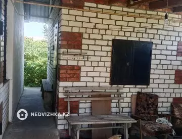 2-комнатная дача, 8 соток, 100 м²