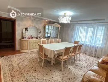 4-комнатная квартира, этаж 1 из 3, 117 м²