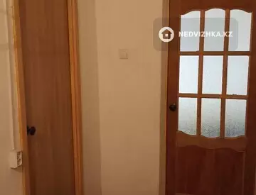 1-комнатная квартира, этаж 3 из 5, 40 м², На длительный срок