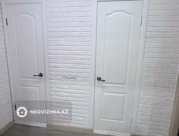 1-комнатная квартира, этаж 8 из 10, 42 м²
