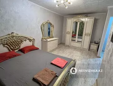 1-комнатная квартира, этаж 2 из 5, 60 м², Посуточно