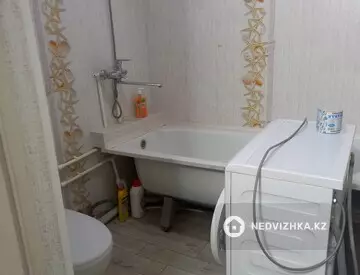 1-комнатная квартира, этаж 2 из 5, 60 м², Посуточно