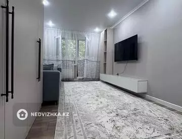 1-комнатная квартира, этаж 3 из 4, 33 м²