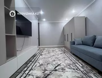 1-комнатная квартира, этаж 3 из 4, 33 м²
