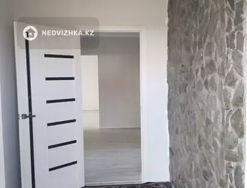 5-комнатный дом, 10 соток, 100 м²