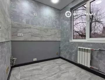 2-комнатная квартира, этаж 3 из 4, 45 м²