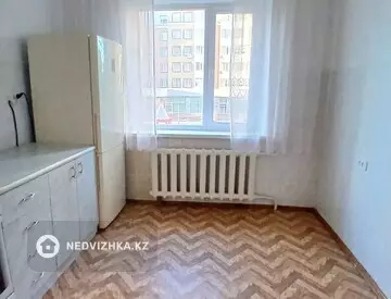 2-комнатная квартира, этаж 2 из 10, 51 м²