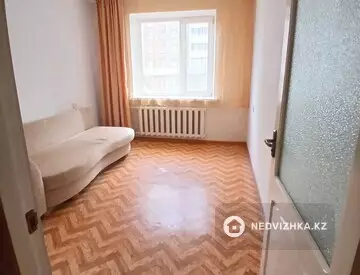 2-комнатная квартира, этаж 2 из 10, 51 м²