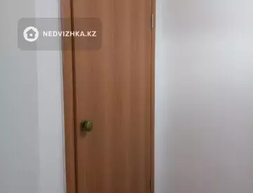 1-комнатная квартира, этаж 1 из 9, 40 м²