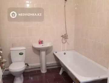 1-комнатная квартира, этаж 1 из 9, 40 м²