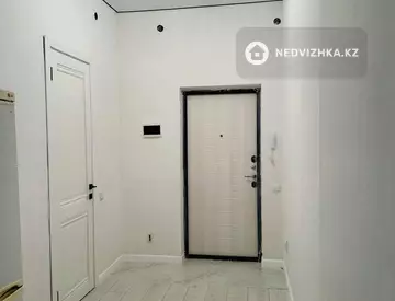 1-комнатная квартира, этаж 8 из 9, 32 м²