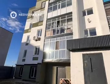 Помещение, этаж 1 из 5, 64 м²