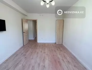 2-комнатная квартира, этаж 3 из 5, 54 м²