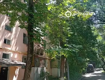 2-комнатная квартира, этаж 3 из 4, 43 м²
