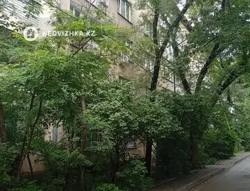 3-комнатная квартира, этаж 4 из 5, 86 м²