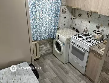 2-комнатная квартира, этаж 1 из 4, 46 м², На длительный срок