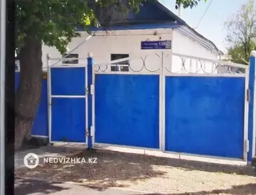 5-комнатный дом, 7 соток, 75 м²