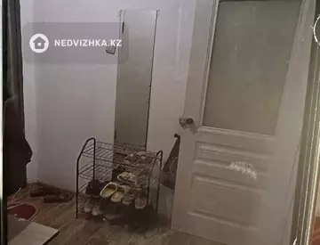 1-комнатная квартира, этаж 4 из 4, 38 м²