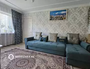 2-комнатная квартира, этаж 3 из 6, 41 м²