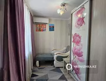 2-комнатная квартира, этаж 3 из 6, 41 м²