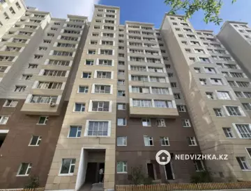 3-комнатная квартира, этаж 10 из 13, 93 м²