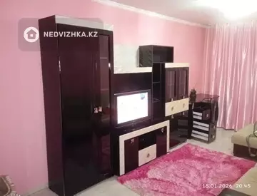 2-комнатная квартира, этаж 4 из 5, 52 м², На длительный срок