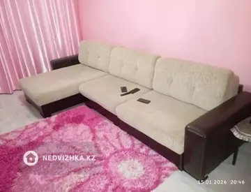 2-комнатная квартира, этаж 4 из 5, 52 м², На длительный срок
