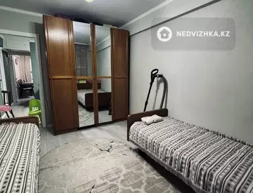 3-комнатная квартира, этаж 4 из 5, 70 м²