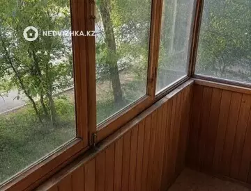 1-комнатная квартира, этаж 2 из 5, 32 м²
