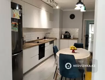 3-комнатная квартира, этаж 3 из 17, 106 м²