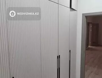 4-комнатный дом, 8 соток, 180 м²