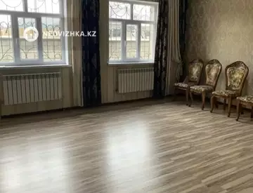 5-комнатный дом, 8 соток, 133 м²