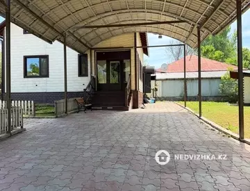 5-комнатный дом, 7 соток, 225 м²