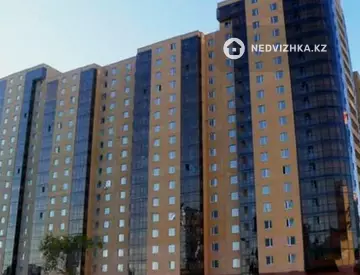 1-комнатная квартира, этаж 8 из 16, 42 м²