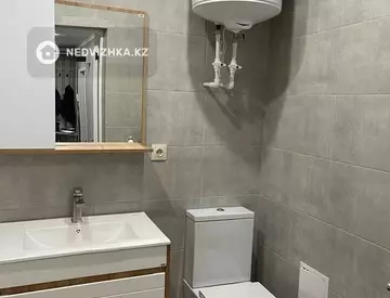 2-комнатная квартира, этаж 8 из 10, 64 м²