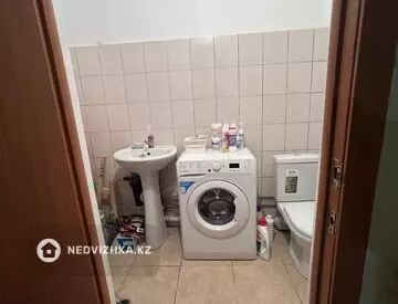 2-комнатная квартира, этаж 1 из 12, 76 м²