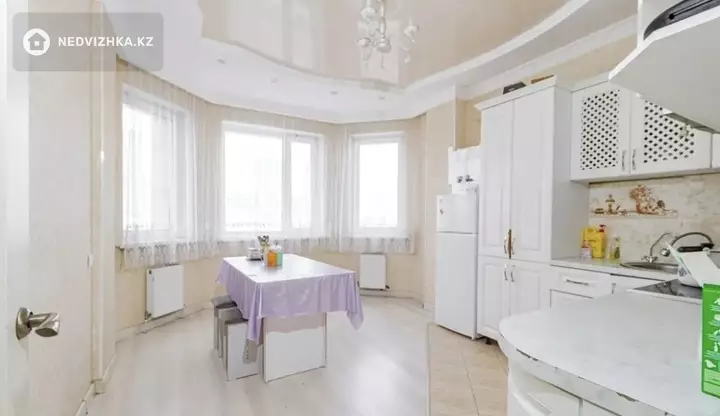 70 м², 2-комнатная квартира, этаж 2 из 13, 70 м², На длительный срок, изображение - 1