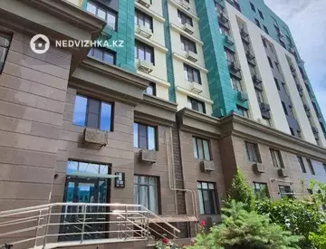 2-комнатная квартира, этаж 4 из 9, 70 м²