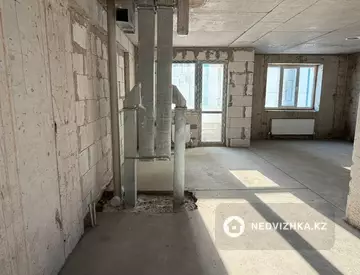 2-комнатная квартира, этаж 2 из 12, 60 м²