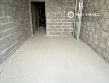 2-комнатная квартира, этаж 9 из 10, 81 м²