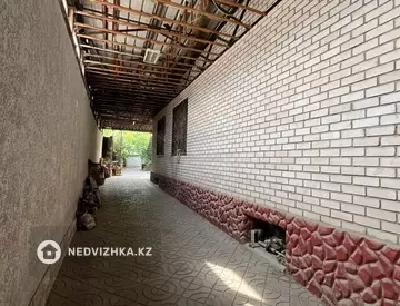 8-комнатный дом, 9 соток, 562 м²