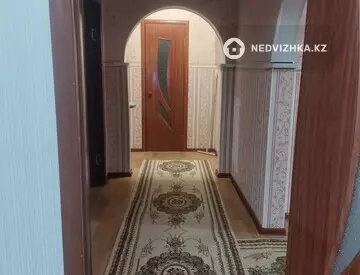 5-комнатная квартира, этаж 2 из 5, 98 м²