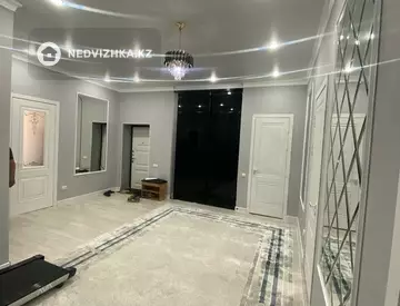 3-комнатная квартира, этаж 2 из 2, 110 м²