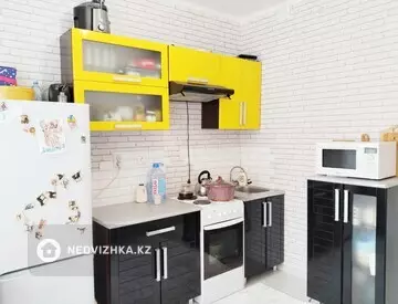 2-комнатная квартира, этаж 1 из 2, 50 м², На длительный срок