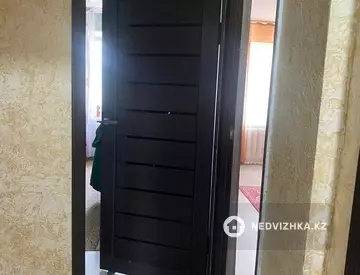3-комнатная квартира, этаж 4 из 4, 63 м²