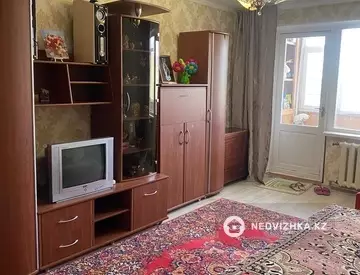 3-комнатная квартира, этаж 4 из 4, 63 м²
